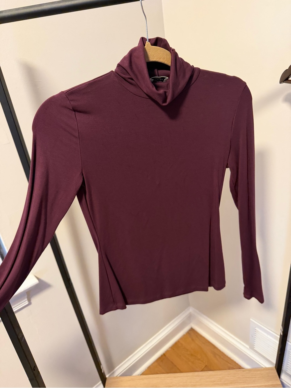 Aritzia Babaton Slim-Fit Turtleneck Top - Plum